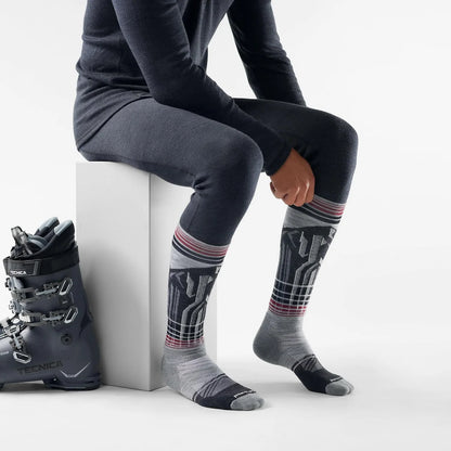 Smartwool Men's Ski Targeted Cushion Summit Shot Over the Calf Socks