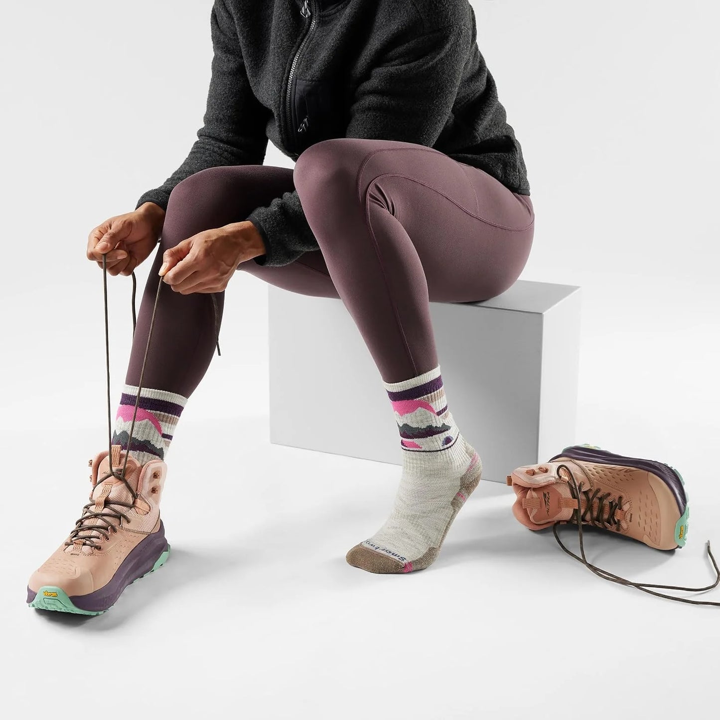 Smartwool Women's Hike Light Cushion Mountain Moon Crew Socks
