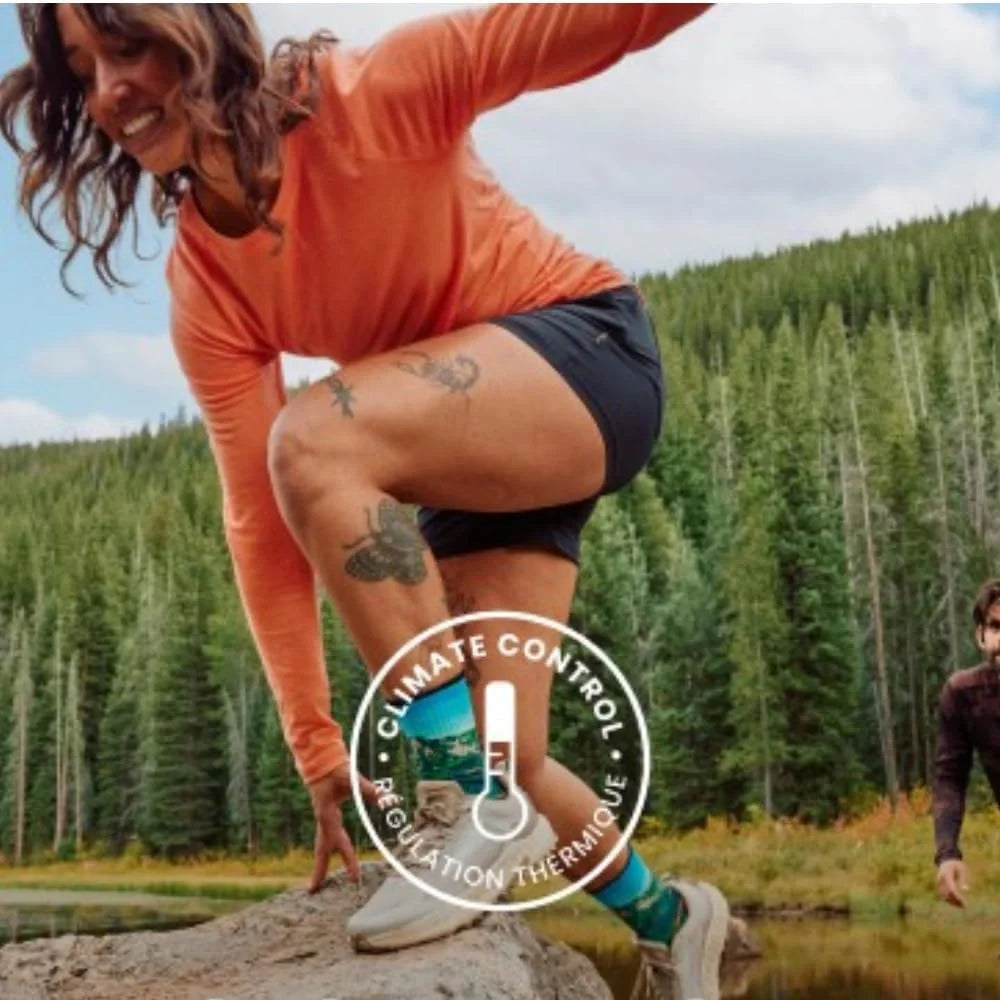 SmartWool Women's Intraknit Thermal Merino Base Layer Crew, Breathable Merino Wool Long Sleeve Shirt